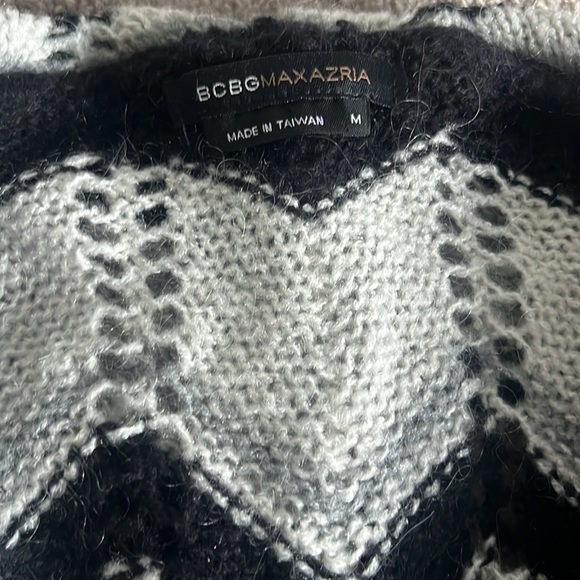 BCBGMAXAZRIA open front sweater - Picture 2 of 3